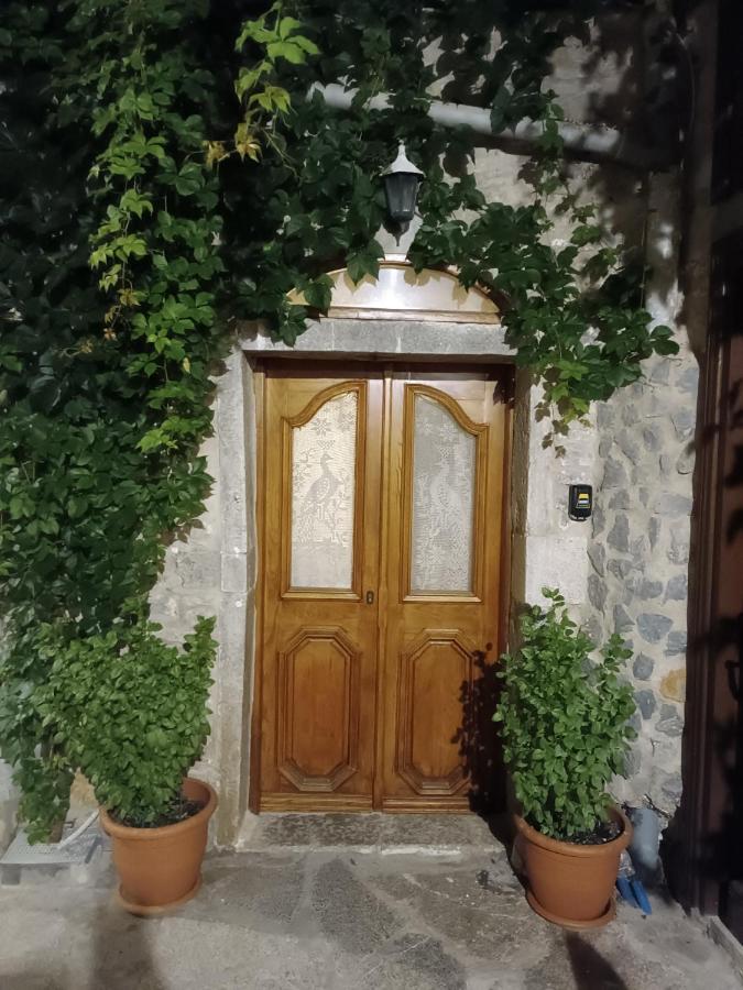 Μεστα - Πλατεια Villa Mesta ภายนอก รูปภาพ