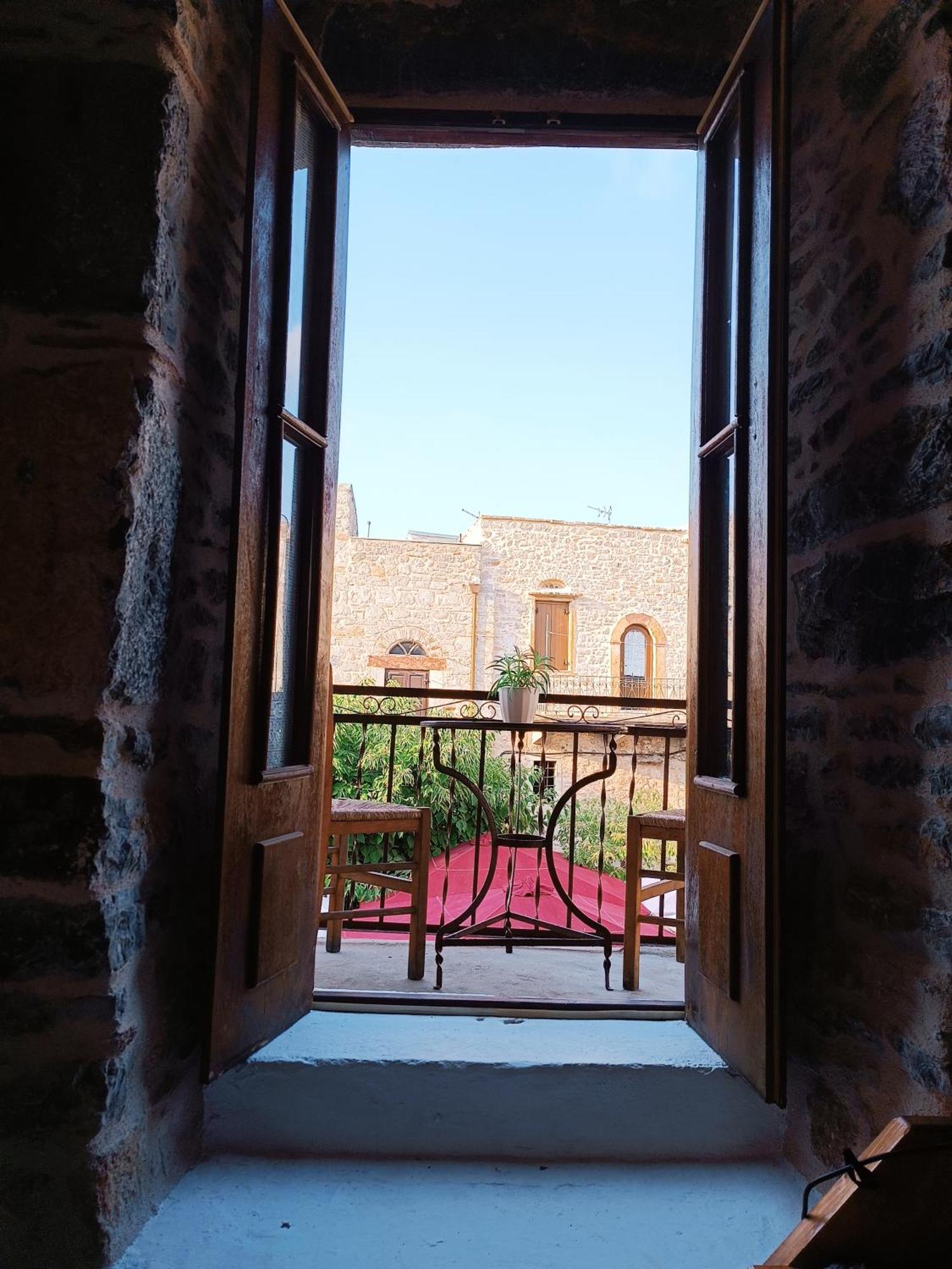 Μεστα - Πλατεια Villa Mesta ภายนอก รูปภาพ