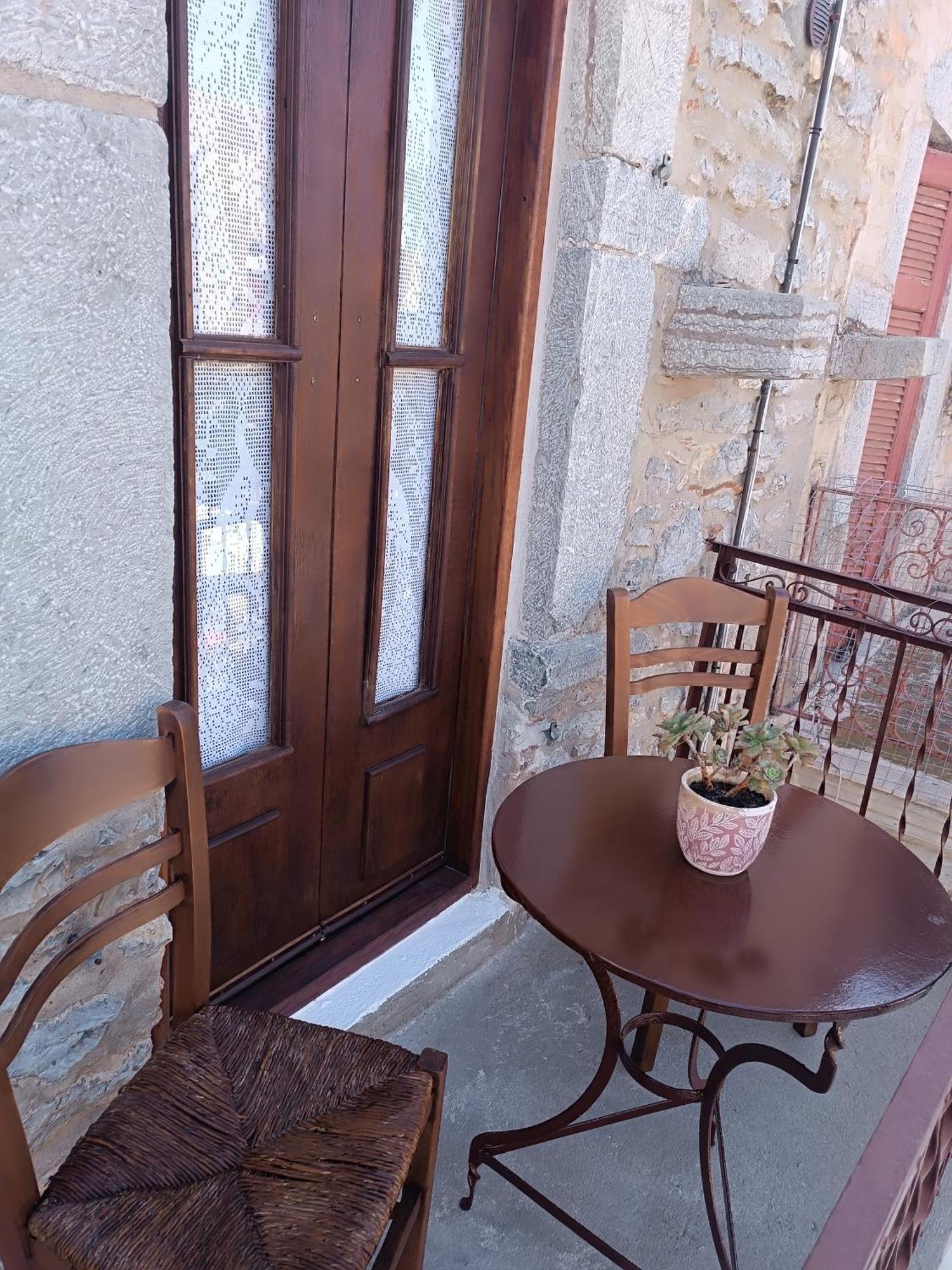 Μεστα - Πλατεια Villa Mesta ภายนอก รูปภาพ